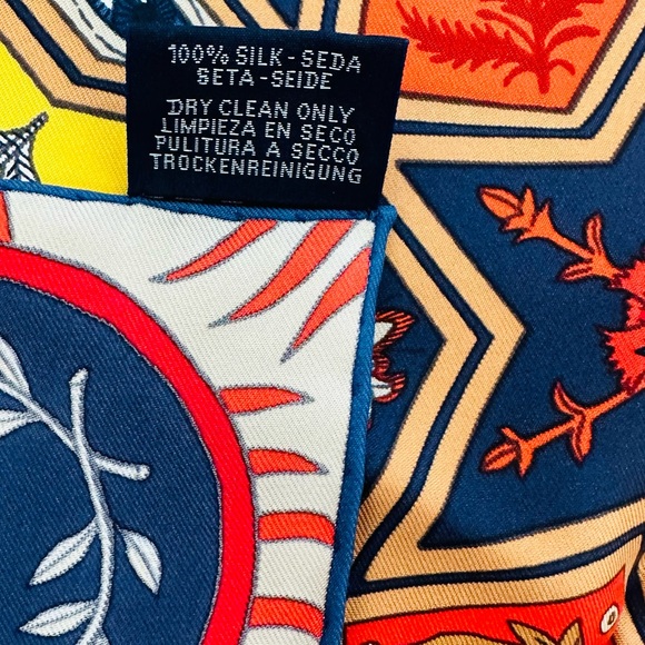 HERMES LA DANSE DES AMAZONES SILK TWILL 90CM SCARF - Picture 5 of 9